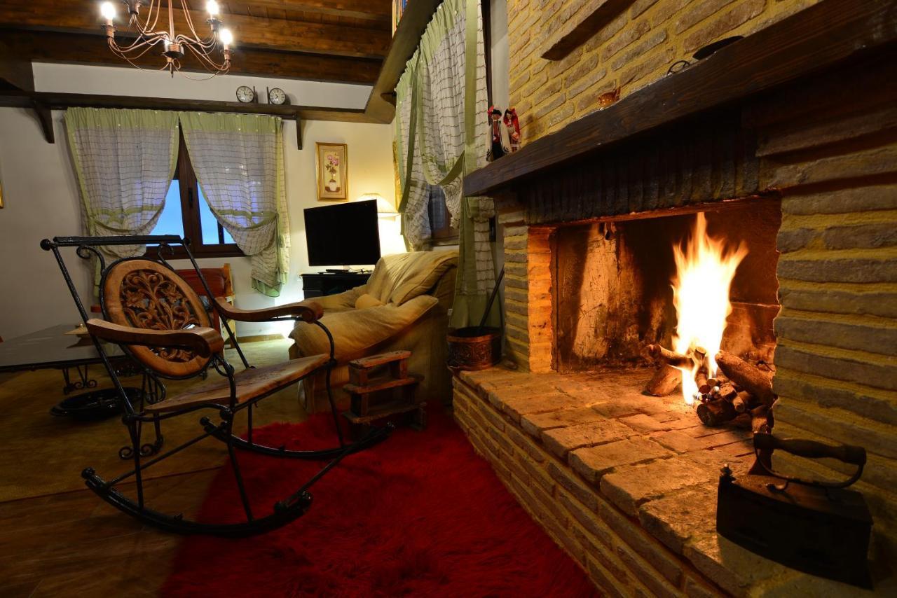 Γήλοφος Villa Ano Trikala Ngoại thất bức ảnh