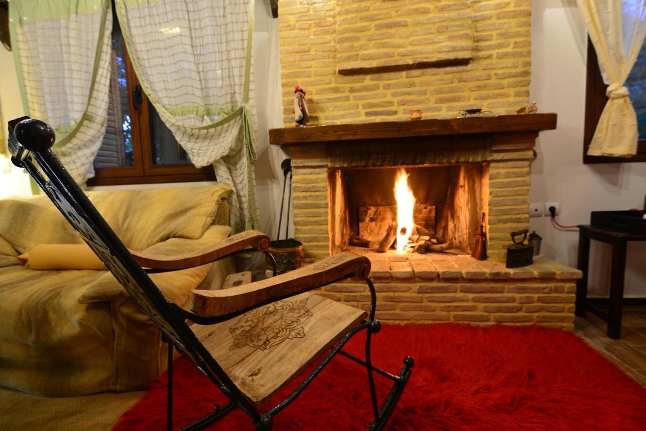 Γήλοφος Villa Ano Trikala Ngoại thất bức ảnh